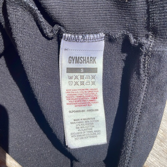 Gymshark - Black Cropped Hoodie - Size Small - Picture 4 of 7